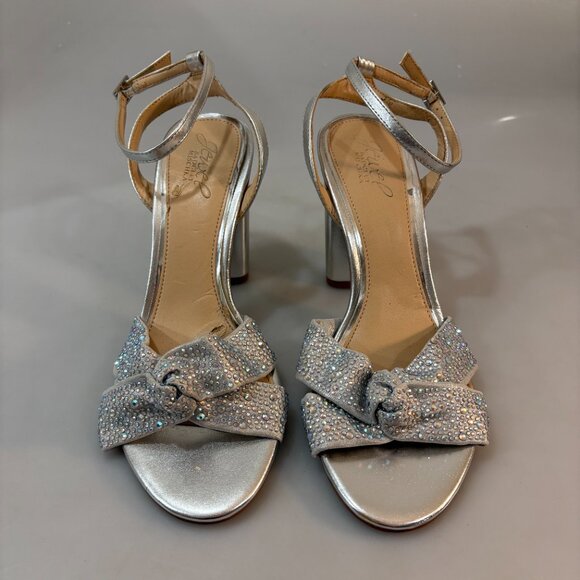 Jewel Badgley Mischka 8.5 Nicoline Silver Metallic 4" Heels Ankle Strap Sandals - Picture 2 of 8